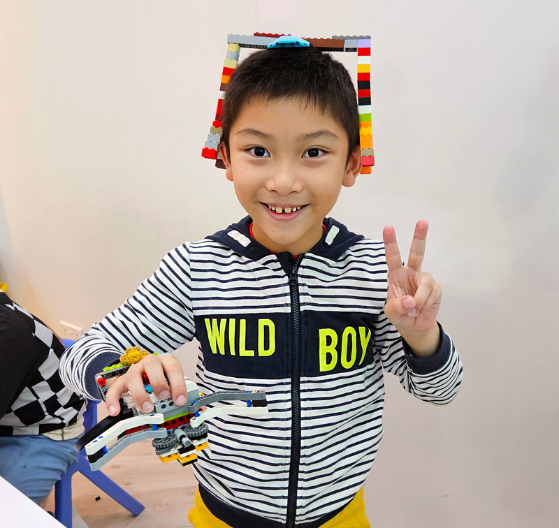 WondersWork Junior Robotics Engineers Lego Robotics Coding Class for Age 5 to 8